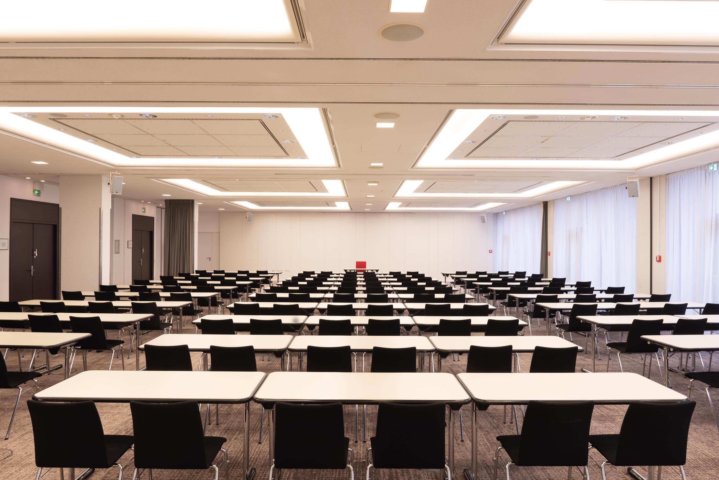 Seminaris Hotel Lueneburg Екстер'єр фото